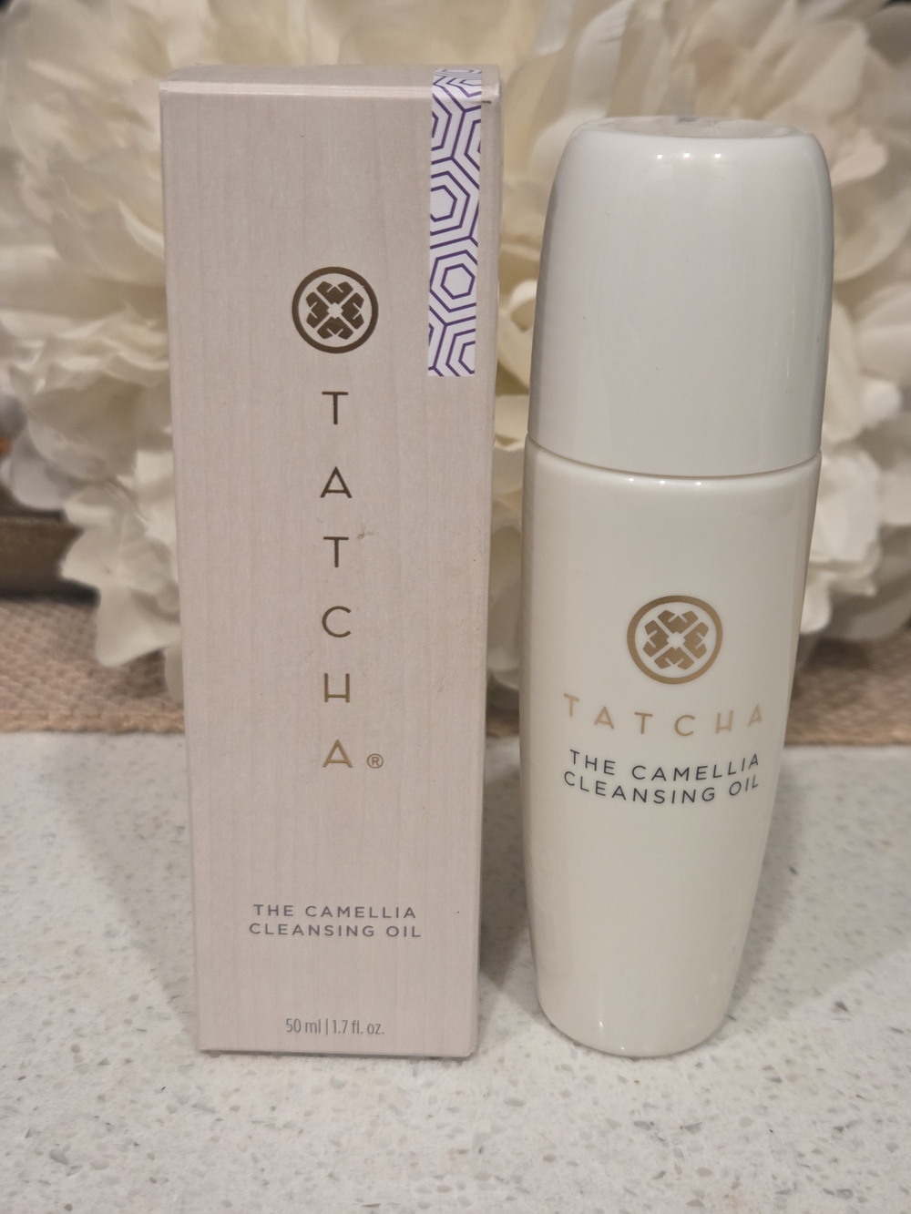 Tatcha - Camellia Cleansing Oil